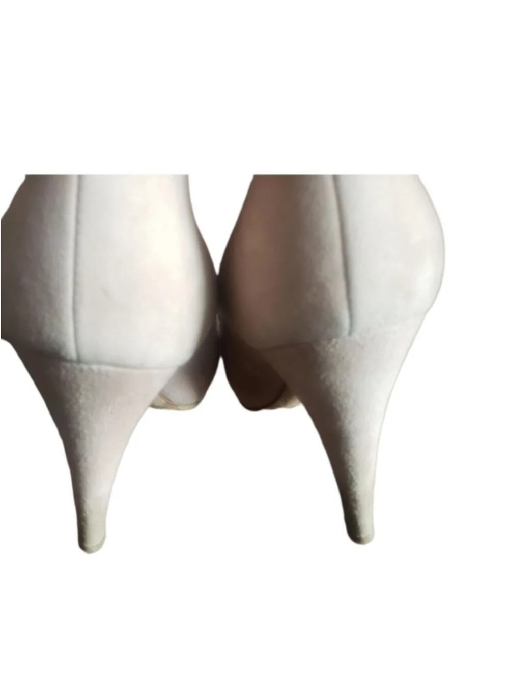 2x HP Chanel Pumps